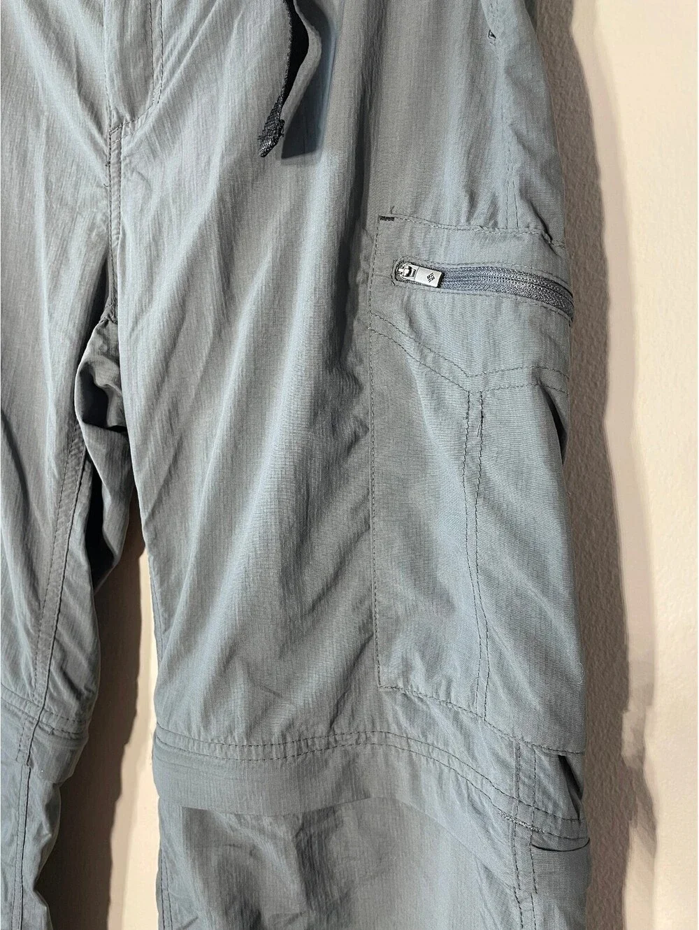 COLUMBIA OMNI-SHADE ZIPOFF CONVERTIBLE PANTS Y2K Gorpcore 32